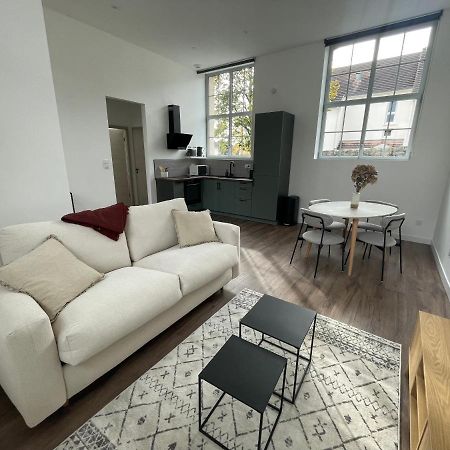 Le Cote Cour Appartement Dole Buitenkant foto